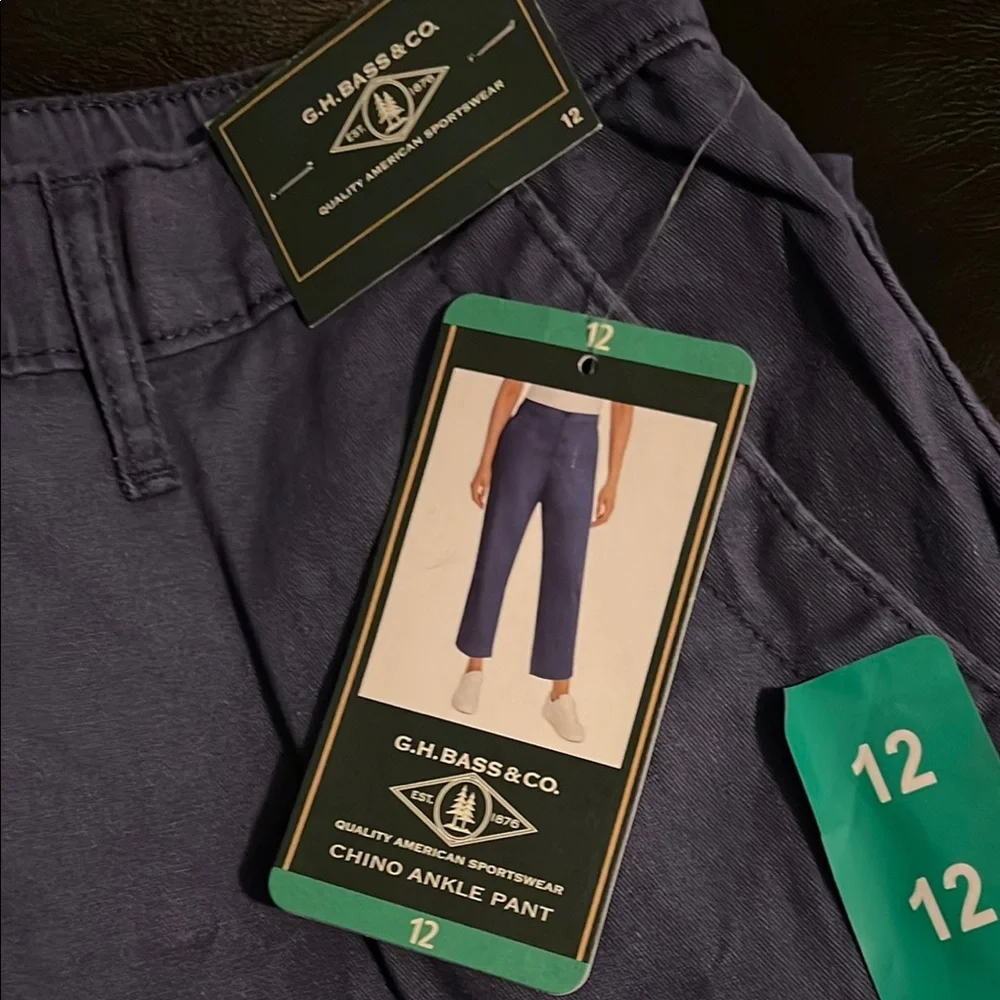 G.H. Bass & Co. Blue Chino Ankle Straight-Leg Pants Versatile Design Size 12 - Picture 2 of 3